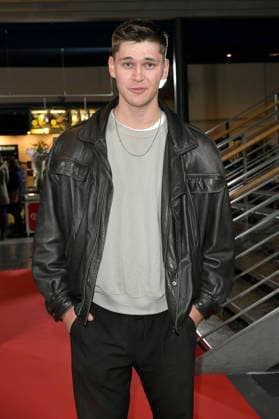 Julius Faehndrich bei der Festivaleröffnung und der Premiere des Kinofilms Sentimental Value beim 20. Weltkinofestival Around the World in 14 Films im Kino in derKulturBrauerei. Berlin, 28.11.2025