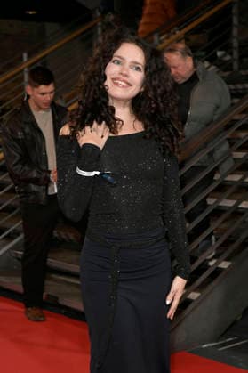 Marie Schnoell bei der Festivaleröffnung und der Premiere des Kinofilms Sentimental Value beim 20. Weltkinofestival Around the World in 14 Films im Kino in derKulturBrauerei. Berlin, 28.11.2025
