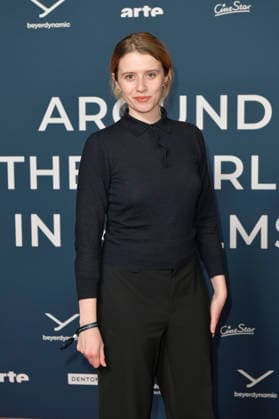 Katharina Stark bei der Festivaleröffnung und der Premiere des Kinofilms Sentimental Value beim 20. Weltkinofestival Around the World in 14 Films im Kino in derKulturBrauerei. Berlin, 28.11.2025