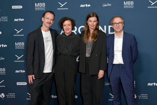 Jonas Dornbach, Maria Schrader, Janine Jackowski und Bernhard Karl bei der Festivaleröffnung und der Premiere des Kinofilms Sentimental Value beim 20. Weltkinofestival Around the World in 14 Films im Kino in derKulturBrauerei. Berlin, 28.11.2025