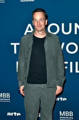 Ludwig Blochberger bei der Festivaleröffnung und der Premiere des Kinofilms Sentimental Value beim 20. Weltkinofestival Around the World in 14 Films im Kino in derKulturBrauerei. Berlin, 28.11.2025