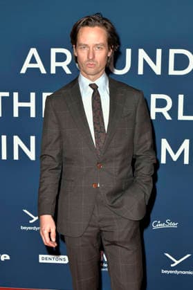 Tom Schilling bei der Festivaleröffnung und der Premiere des Kinofilms Sentimental Value beim 20. Weltkinofestival Around the World in 14 Films im Kino in derKulturBrauerei. Berlin, 28.11.2025