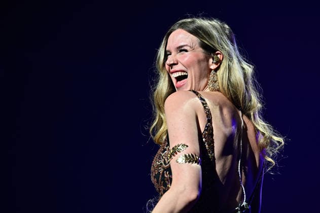 Night of the Proms 2025. Sängerin Joss Stone während eines Auftrittes im Rahmen der Night of the Proms 2025 am 28.11.2025 in der SAP-Arena Mannheim. 20251128MWI099046