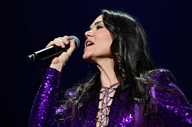 Night of the Proms 2025. Sängerin Vanessa Amorosi während eines Auftrittes im Rahmen der Night of the Proms 2025 am 28.11.2025 in der SAP-Arena Mannheim. 20251128MWI099333