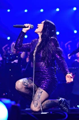 Night of the Proms 2025. Sängerin Vanessa Amorosi während eines Auftrittes im Rahmen der Night of the Proms 2025 am 28.11.2025 in der SAP-Arena Mannheim. 20251128MWI099500