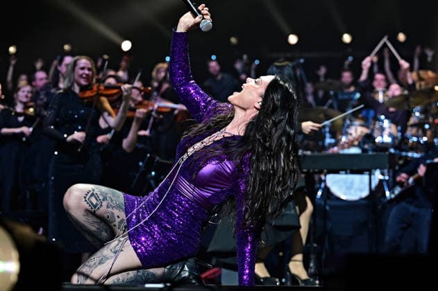 Night of the Proms 2025. Sängerin Vanessa Amorosi während eines Auftrittes im Rahmen der Night of the Proms 2025 am 28.11.2025 in der SAP-Arena Mannheim. 20251128MWI099536