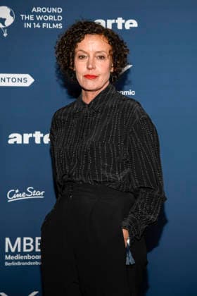 ABBberlin: Maria Schrader Schauspielerin zu Gast auf dem roten Teppich bei der Festival Eroeffnung AROUND THE WORLD IN 14 FILMS im Cinestar Kino in der Kulturbrauerei Berlin am 28.11.2025 Berlin Deutschland