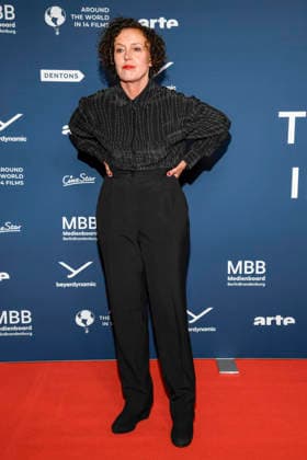ABBberlin: Maria Schrader Schauspielerin zu Gast auf dem roten Teppich bei der Festival Eroeffnung AROUND THE WORLD IN 14 FILMS im Cinestar Kino in der Kulturbrauerei Berlin am 28.11.2025 Berlin Deutschland