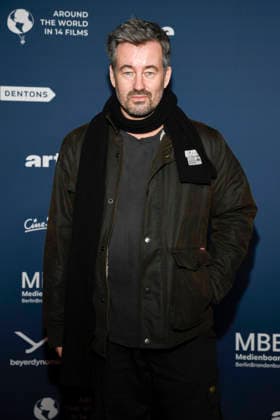 ABBberlin: Christian Schwochow zu Gast auf dem roten Teppich bei der Festival Eroeffnung AROUND THE WORLD IN 14 FILMS im Cinestar Kino in der Kulturbrauerei Berlin am 28.11.2025 Berlin Deutschland