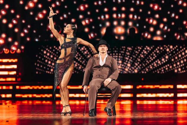 Fabian Hambüchen und Anastasia Maruster bei Let s Dance - Die Live-Tour 2025 in der Messehalle. Erfurt, 28.11.2025