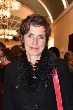 Julia Bremermann bei der Der Neurosen-Kavalier Theater Premiere im Schlossparktheater am 29.11.2025 in Berlin Der Neurosen-Kavalier Theater Premiere in Berlin