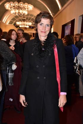Julia Bremermann bei der Der Neurosen-Kavalier Theater Premiere im Schlossparktheater am 29.11.2025 in Berlin Der Neurosen-Kavalier Theater Premiere in Berlin