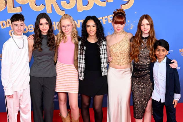 Aithonas Avgoustakis, Carla Demmin, Nala, Shanti Celik, Fia-Marie Lin, Philomena Amari und Balthazar Gyan Alexis Kuppuswamy bei der Premiere des Kinofilms Bibi Blocksberg - Das große Hexentreffen im Mathäser Filmpalast. München, 29.11.2025