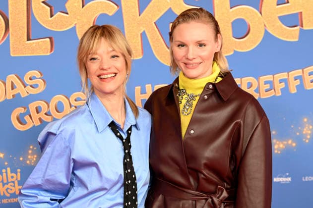 Heike Makatsch und Rosalie Thomass bei der Premiere des Kinofilms Bibi Blocksberg - Das große Hexentreffen im Mathäser Filmpalast. München, 29.11.2025