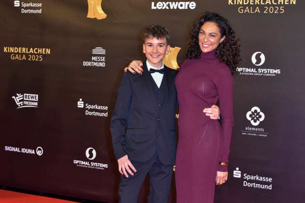 ABBdortmund: Lilly Becker mit Neo ( The Voice Kids) zu Gast auf dem roten Teppich bei der Kinderlachen Gala 2025 in der Westfalenhalleam 29.11.2025 in Dortmund NRW Deutschland