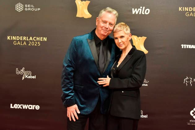 ABBdortmund: Heiko Wasser, Susanne Wasser Sport Moderator Ehepaar zu Gast auf dem roten Teppich bei der Kinderlachen Gala 2025 in der Westfalenhalleam 29.11.2025 in Dortmund NRW Deutschland