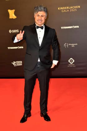 ABBdortmund: Kürsat Kuersat Yildirim (Lotto Chico) zu Gast auf dem roten Teppich bei der Kinderlachen Gala 2025 in der Westfalenhalleam 29.11.2025 in Dortmund NRW Deutschland