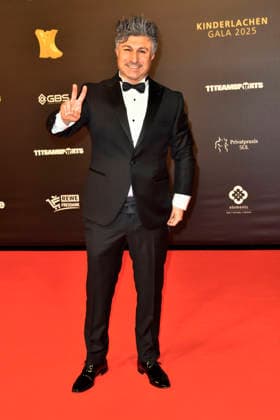 ABBdortmund: Kürsat Kuersat Yildirim (Lotto Chico) zu Gast auf dem roten Teppich bei der Kinderlachen Gala 2025 in der Westfalenhalleam 29.11.2025 in Dortmund NRW Deutschland