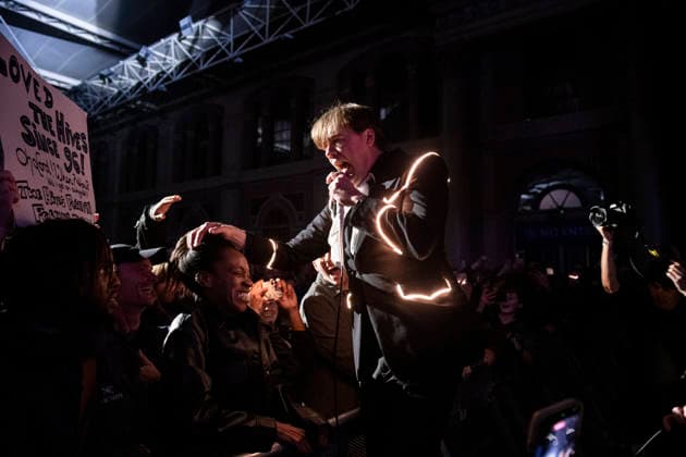 The Hives performing live at Alexandra Palace, London, 29 November 2025 The Hives performing live at Alexandra Palace, London, 29 November 2025 Howlin Pelle Almqvist (Per Almqvist) ,lead singer The Hives are a Swedish rock band that rose to prominence in the early 2000s during the garage rock revival. Their mainstream success came with the release of the album Veni Vidi Vicious, containing the anthem Hate to Say I Told You So . The band have been acclaimed by music critics as one of the best live rock bands in current music. This is their The Hives Forever Forever The Hives - World Tour 2025, Credit:Dafydd Owen Avalon Alexandra Palace, London  Copyright: xDafyddxOwenx xAvalonx 1055520177