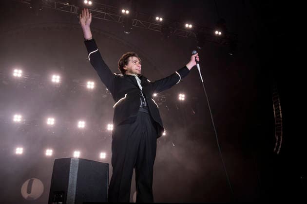 The Hives performing live at Alexandra Palace, London, 29 November 2025 The Hives performing live at Alexandra Palace, London, 29 November 2025 Howlin Pelle Almqvist (Per Almqvist) ,lead singer The Hives are a Swedish rock band that rose to prominence in the early 2000s during the garage rock revival. Their mainstream success came with the release of the album Veni Vidi Vicious, containing the anthem Hate to Say I Told You So . The band have been acclaimed by music critics as one of the best live rock bands in current music. This is their The Hives Forever Forever The Hives - World Tour 2025, Credit:Dafydd Owen Avalon Alexandra Palace, London  Copyright: xDafyddxOwenx xAvalonx 1055520273