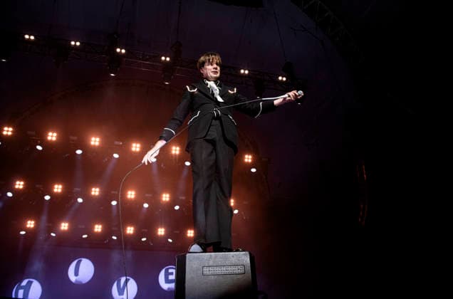 The Hives performing live at Alexandra Palace, London, 29 November 2025 The Hives performing live at Alexandra Palace, London, 29 November 2025 Howlin Pelle Almqvist (Per Almqvist) ,lead singer The Hives are a Swedish rock band that rose to prominence in the early 2000s during the garage rock revival. Their mainstream success came with the release of the album Veni Vidi Vicious, containing the anthem Hate to Say I Told You So . The band have been acclaimed by music critics as one of the best live rock bands in current music. This is their The Hives Forever Forever The Hives - World Tour 2025, Credit:Dafydd Owen Avalon Alexandra Palace, London  Copyright: xDafyddxOwenx xAvalonx 1055520347