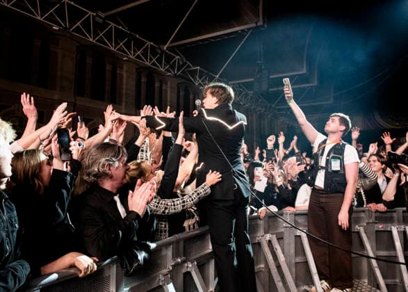 The Hives performing live at Alexandra Palace, London, 29 November 2025 The Hives performing live at Alexandra Palace, London, 29 November 2025 Howlin Pelle Almqvist (Per Almqvist) ,lead singer The Hives are a Swedish rock band that rose to prominence in the early 2000s during the garage rock revival. Their mainstream success came with the release of the album Veni Vidi Vicious, containing the anthem Hate to Say I Told You So . The band have been acclaimed by music critics as one of the best live rock bands in current music. This is their The Hives Forever Forever The Hives - World Tour 2025, Credit:Dafydd Owen Avalon Alexandra Palace, London  Copyright: xDafyddxOwenx xAvalonx 1055520353
