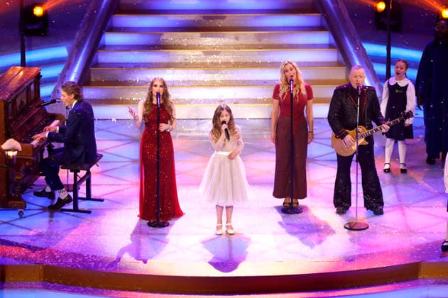 Joey Kelly™s Family in der ARD TV-Show Das Adventsfest der 100.000 Lichter 2025 im Congress Center Suhl. Suhl, 29.11.2025