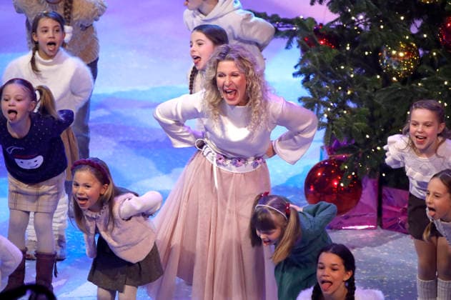 Simone Sommerland in der ARD TV-Show Das Adventsfest der 100.000 Lichter 2025 im Congress Center Suhl. Suhl, 29.11.2025