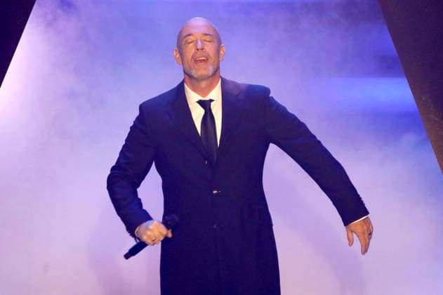 Der Graf von Unheilig in der ARD TV-Show Das Adventsfest der 100.000 Lichter 2025 im Congress Center Suhl. Suhl, 29.11.2025