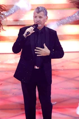 Semino Rossi in der ARD TV-Show Das Adventsfest der 100.000 Lichter 2025 im Congress Center Suhl. Suhl, 29.11.2025