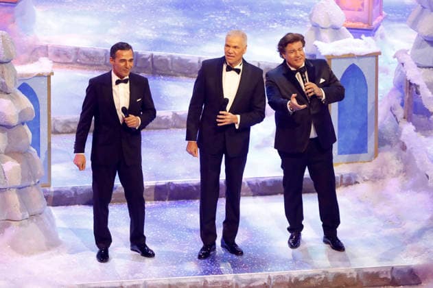 Erol Sander, Dave Kaufmann und Francis Fulton-Smith von Gentleman Forever in der ARD TV-Show Das Adventsfest der 100.000 Lichter 2025 im Congress Center Suhl. Suhl, 29.11.2025