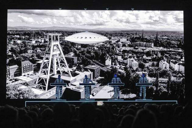 Konzert der Gruppe Kraftwerk ** NUR FÜR REDAKTIONELLE ZWECKE ** EDITORIAL USE ONLY **<p>Konzert der Gruppe Kraftwerk am 30.11.2025 im RuhrCongress in Bochum. Copyright: JonasxRichter