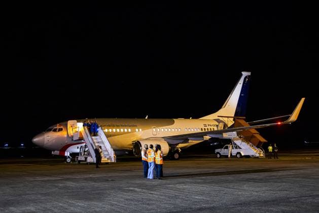 Paramaribo, The Netherlands, 2025-11-30 19:35:42 PARAMARIBO, November 30, 2025, Johan Adolf Pengel International Airport. King Willem-Alexander and Queen Maxima are arriving at Johan Adolf Pengel International Airport on a state visit to the Republic of Suriname at the invitation of President Jennifer Geerlings-Simons. PHOTO: NLBeeld Patrick van Emst Credit: NL Beeld Patrick van Emst  Copyright: xx x