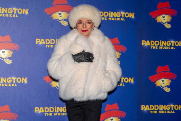 Paddington The Musical Word Premiere in London - 30 Nov 2025 Joan Collins seen arriving on the Blue Carpet during the Paddington The Musical World Premiere opens in the West End, London. London United Kingdom Copyright: xBonniexBritainx xSOPAxImagesx BNS02405