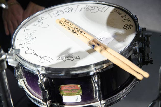 Bonhams Sound & Cinema: With Property from The Marianne Faithfull Estate Sale - Bonhams, London, UK - 1 December 2025 A staff member views A Yamaha 9000 Recording Custom Drum Kit and drumsticks both signed by Nick Mason (est. Â£4k - Â£6k) which is on auction at Bonhams Sound & Cinema: With Property from The Marianne Faithfull Estate Sale ending from 3rd December 2025 at Bonhams in London, England, UK on Monday 1 December, 2025., Credit:Justin Ng Avalon UK, England, London, Bonhams  Copyright: xJustinxNgx xAvalonx 1055809882