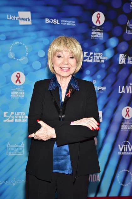 40. Jahre -KÜNSTLER GEGEN AIDS Ð DIE GALA 2025 KÜNSTLER GEGEN AIDS Ð DIE GALA 2025 Judy Winter Ankunft, roter Teppich zum Jubiläum KÜNSTLER GEGEN AIDS Ð DIE GALA 2025 Benefizgala zum 40-jährigen Jubiläum der Berliner Aids-Hilfe e.V. im TDW in Berlin am 01.12.2025