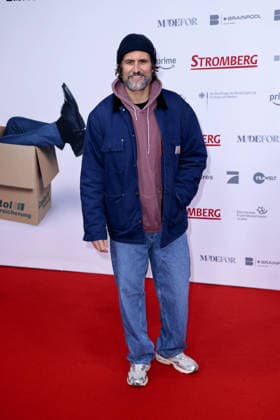 Tom Beck bei der Kinopremiere von Stromberg - Wieder alles wie immer am 1.12.2025 im Zoo Palst in Berlin Stromberg Filmpremiere in Berlin
