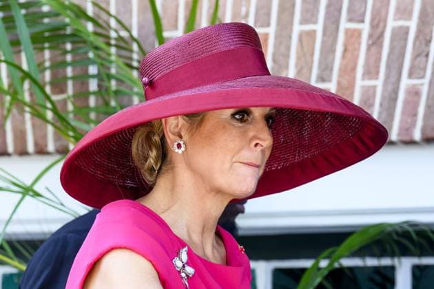 Paramaribo, The Netherlands, 2025-12-01 14:33:31 PARAMARIBO, 1 December 2025, Court of Justice. King Willem-Alexander and Queen Maxima are paying a state visit to the Republic of Suriname at the invitation of President Jennifer Geerlings-Simons. As part of the separation of powers, the judiciary will also be visited. At the Court of Justice, the Royal Couple will speak with the President of the Court and several judges about the importance of judicial independence in a democratic constitutional state. PHOTO: NLBeeld Patrick van Emst Credit: NL Beeld Patrick van Emst  Copyright: xx x