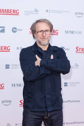 Premiere - Stromberg - Wieder alles wie immer - Bjarne Mädel bei der Kinopremiere von Stromberg - Wieder alles wie immer im Zoo Palast am 01.12.2025 in Berlin. Copyright: xEventpressxKochanx