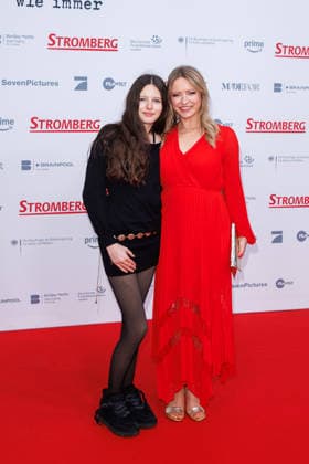 Premiere - Stromberg - Wieder alles wie immer - Mila Wolter und Diana Staehly bei der Kinopremiere von Stromberg - Wieder alles wie immer im Zoo Palast am 01.12.2025 in Berlin. Copyright: xEventpressxKochanx