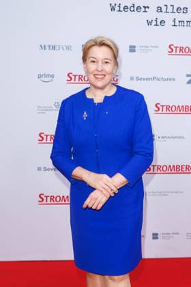 Premiere - Stromberg - Wieder alles wie immer - Franziska Giffey bei der Kinopremiere von Stromberg - Wieder alles wie immer im Zoo Palast am 01.12.2025 in Berlin. Copyright: xEventpressxKochanx
