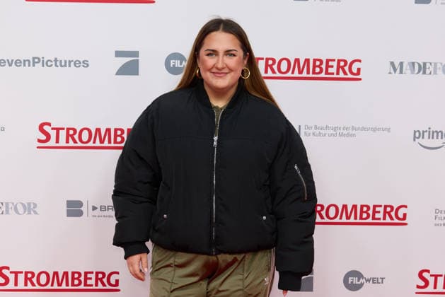 Sandra Safiulov (selfisandra) - Kinopremiere von Stromberg Wieder Alles Wie Immer im Zoo Palast in Berlin am 01.12.2025. Premiere Stromberg - Wieder Alles Wie Immer
