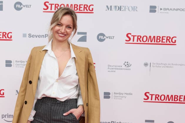 Kim Michele Kneissl - Kinopremiere von Stromberg Wieder Alles Wie Immer im Zoo Palast in Berlin am 01.12.2025. Premiere Stromberg - Wieder Alles Wie Immer