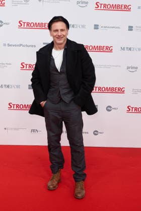 Hendrik Duryn - Kinopremiere von Stromberg Wieder Alles Wie Immer im Zoo Palast in Berlin am 01.12.2025. Premiere Stromberg - Wieder Alles Wie Immer