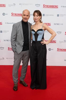 Christoph Maria Herbst und Milena Dreissig - Kinopremiere von Stromberg Wieder Alles Wie Immer im Zoo Palast in Berlin am 01.12.2025. Premiere Stromberg - Wieder Alles Wie Immer