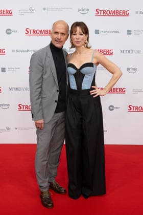 Christoph Maria Herbst und Milena Dreissig - Kinopremiere von Stromberg Wieder Alles Wie Immer im Zoo Palast in Berlin am 01.12.2025. Premiere Stromberg - Wieder Alles Wie Immer