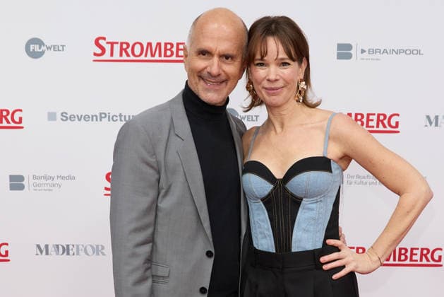Christoph Maria Herbst und Milena Dreissig - Kinopremiere von Stromberg Wieder Alles Wie Immer im Zoo Palast in Berlin am 01.12.2025. Premiere Stromberg - Wieder Alles Wie Immer