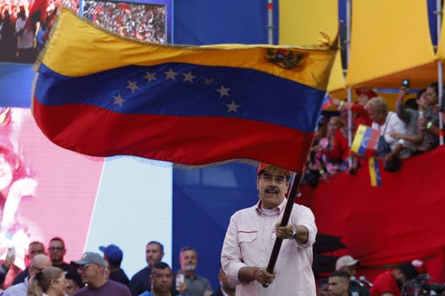Venezuelan President Maduro holds a demonstration in Caracas CARACAS, VENEZUELA - DECEMBER 1: Venezuelan President Nicolas Maduro waves a Venezuelan flag during a rally in Caracas on December 1, 2025. Pedro Mattey Anadolu Caracas Venezuela. Editorial use only. Please get in touch for any other usage.  Copyright: x2025xAnadoluxPedroxMatteyx