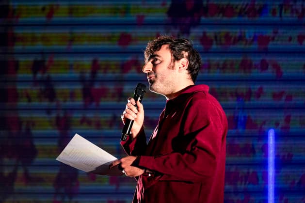 PEOPLE: Gala Fondation Recherche Alzheimer - Lyon - 02 12 2025 Joseph Chedid rÃ cite un poeme de sa grand-mere morte de la maladie d Alzheimer lors du Gala 2025 de la Fondation Recherche Alzheimer Ã Lyon le 01 12 2025. Photo Sandrine Thesillat PsNewZ  Copyright: xSandrinexTHESILLATx