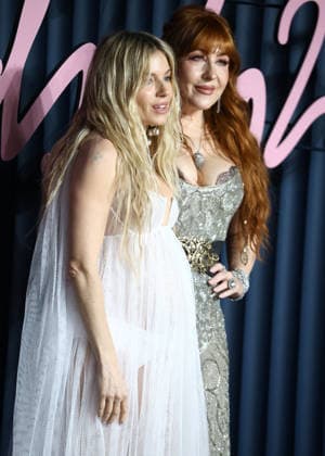 The Fashion Awards 2025 presented by Pandora at the Royal Albert Hall in London - 01 Dec 2025 Sienna Miller and Charlotte Tilbury attend The Fashion Awards 2025 presented by Pandora at the Royal Albert Hall. London United Kingdom Copyright: xFredxDuvalx xSOPAxImagesx FD_Fashion_Awards_06